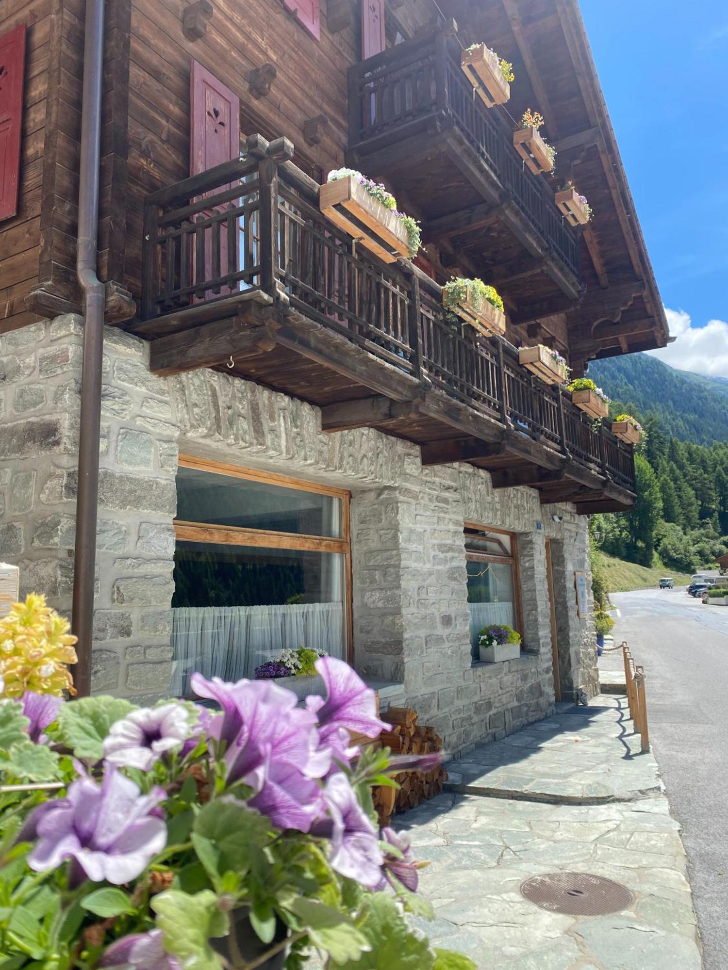 La Bergere Ayer Exterior foto